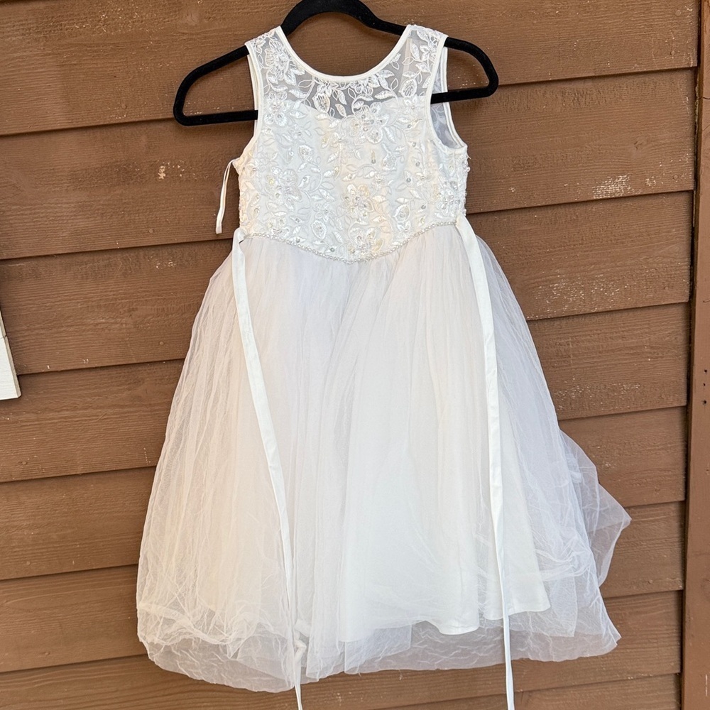 Tip top kids white formal dress with beating embellishments size 6